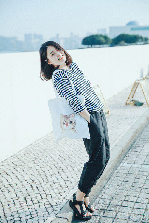 本泽马统治全场，国际米兰与AC米兰的史诗对决