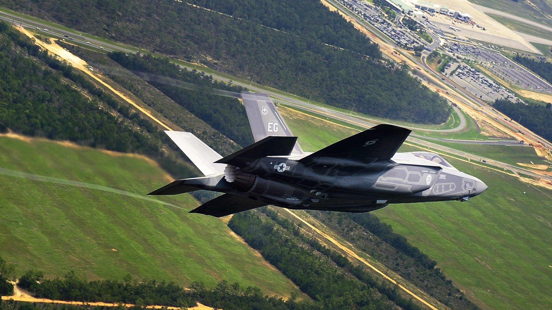 世界排名争夺战之夜，伊布高光表现照亮绿茵场